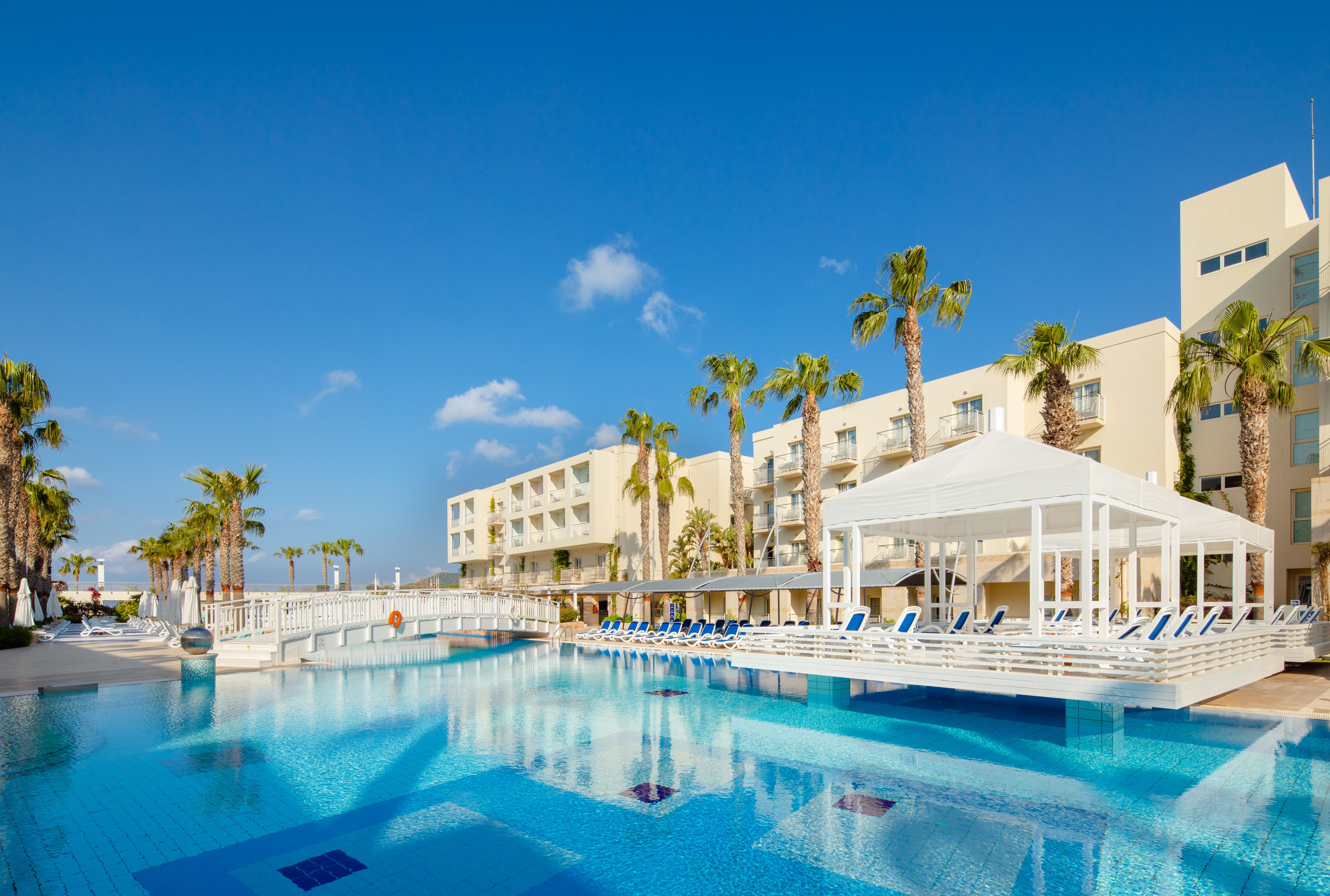 La Blanche Resort & Spa Тургутрейс Екстериор снимка
